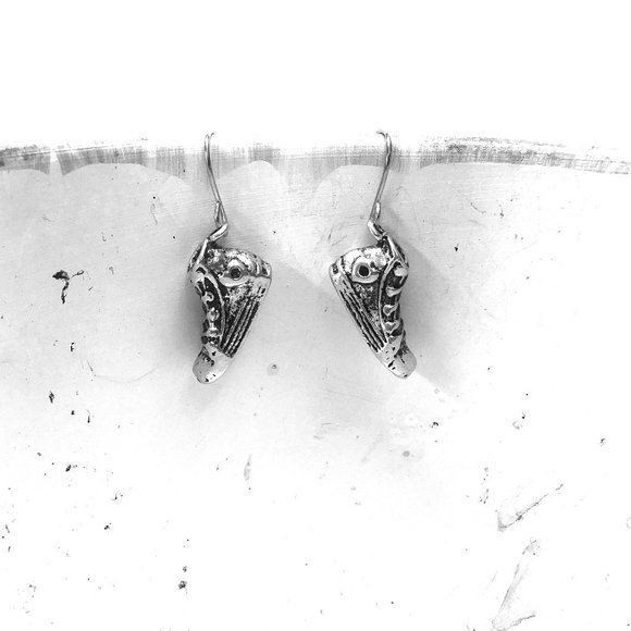 Miniature Running Shoes Sneakers High Tops Sneaker head Gift charm Earrings - Picture 2 of 4